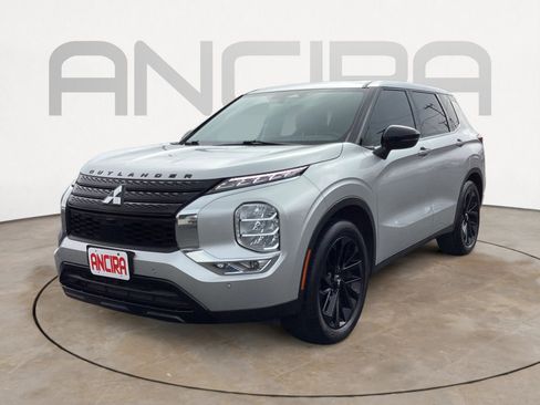 Used 2022 Mitsubishi Outlander SEL Black Edition image 9