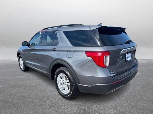 Certified 2021 Ford Explorer XLT w/ Equipment Group 202A AWD/4WD image 7