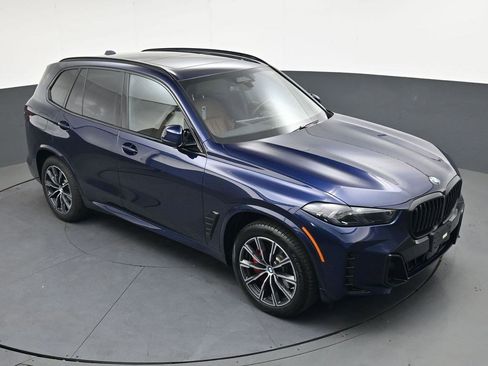 Used 2026 BMW X5 xDrive40i w/ M Sport Package image 18