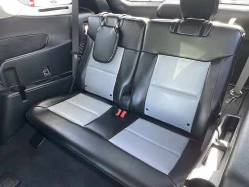 Certified 2023 Ford Explorer XLT w/ Equipment Group 202A AWD/4WD image 34