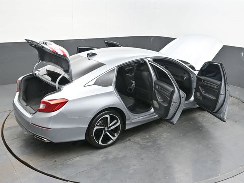 Used 2022 Honda Accord Sport image 43