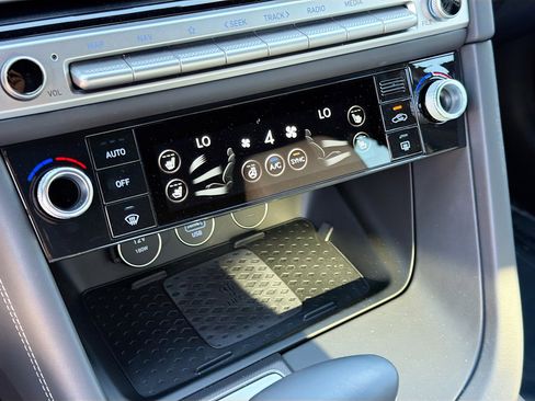 Used 2024 Genesis G70 3.3T Advanced w/ Sport Prestige Package image 35