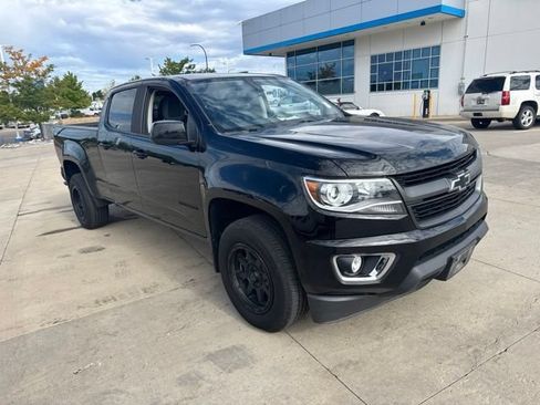 Used 2019 Chevrolet Colorado Z71 AWD/4WD image 3
