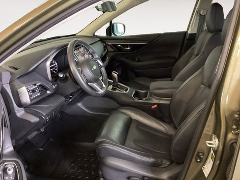 Certified 2024 Subaru Outback Touring AWD/4WD image 9