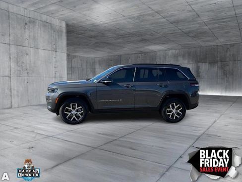 Certified 2025 Jeep Grand Cherokee Limited image 3