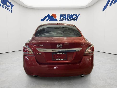 Used 2015 Nissan Altima 2.5 S w/ Power Driver Seat Package FWD image 3