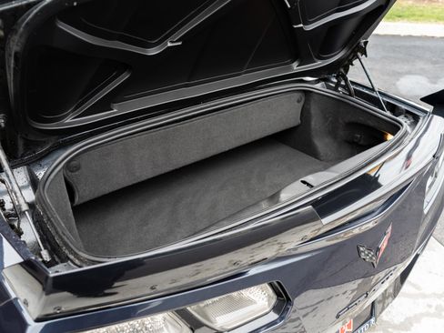 Used 2016 Chevrolet Corvette Z06 w/ 3LZ Preferred Equipment Group image 53