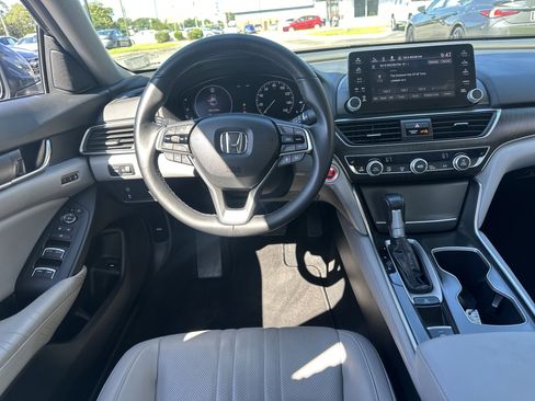Used 2018 Honda Accord EX-L image 15