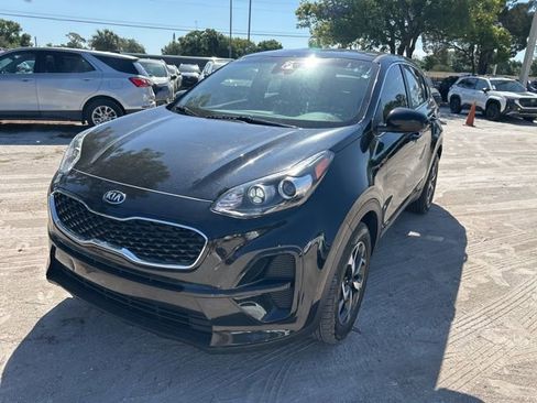 Used 2021 Kia Sportage LX FWD image 2