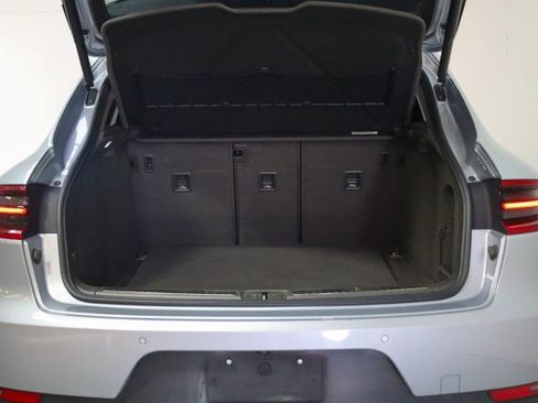 Used 2018 Porsche Macan image 23