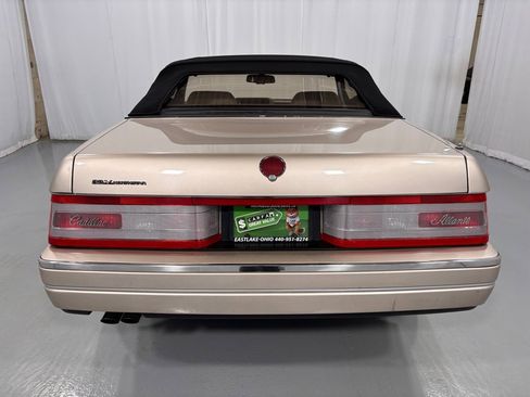 Used 1993 Cadillac Allante image 6