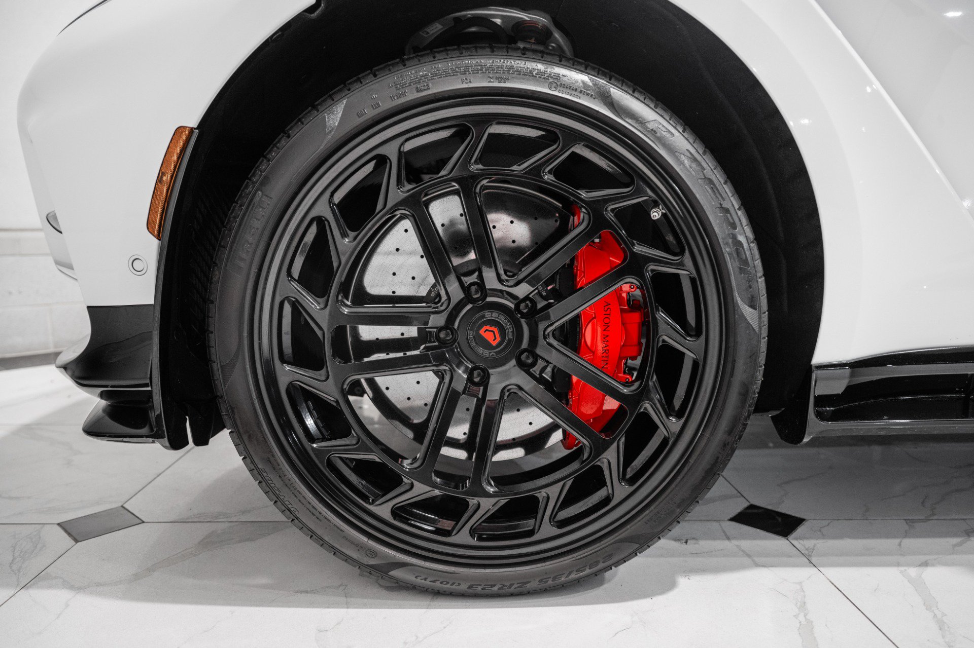 New 2026 Aston Martin DBX 707 AWD/4WD image 4