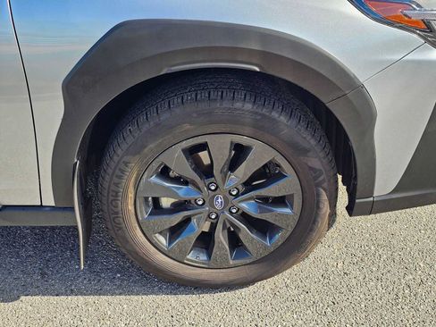 Certified 2025 Subaru Outback Onyx Edition AWD/4WD image 9