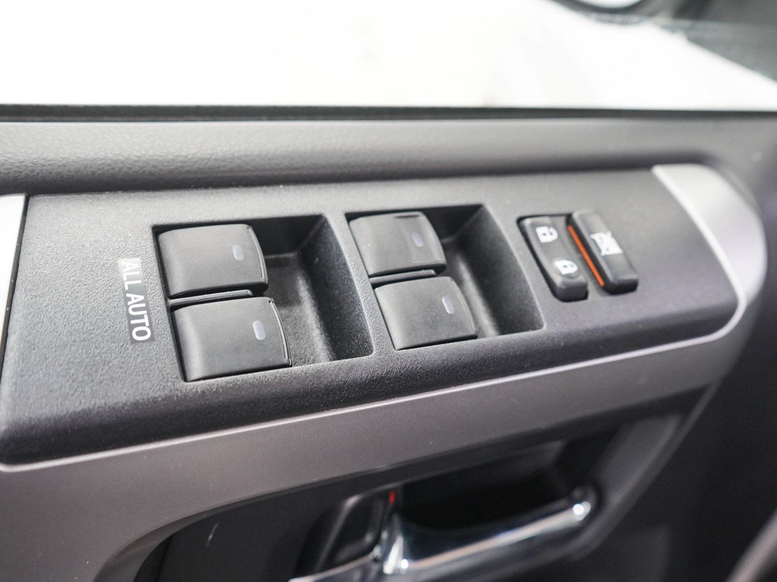 Used 2016 Toyota 4Runner SR5 Premium AWD/4WD image 21