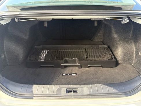 Used 2025 Nissan Altima 2.5 SR image 15