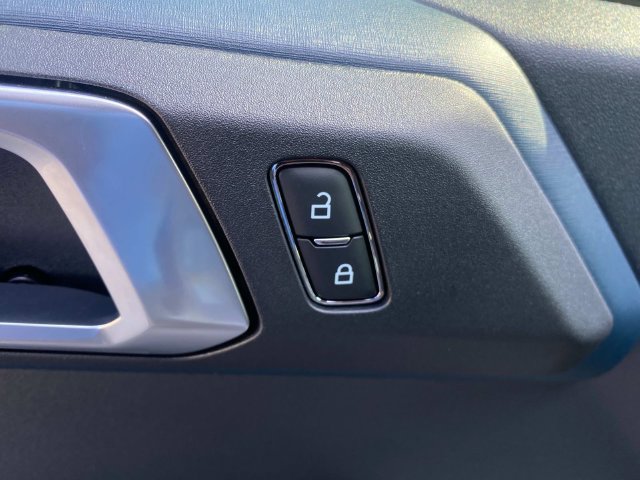 New 2026 Ford Bronco Heritage Edition AWD/4WD image 12