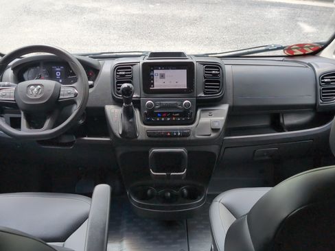 Used 2022 RAM ProMaster 2500 w/ Convenience Group FWD image 28