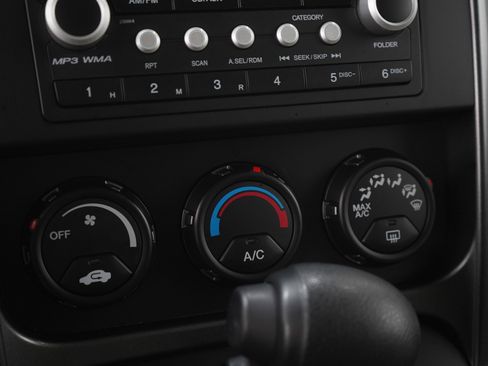 Used 2011 Honda Element EX image 21