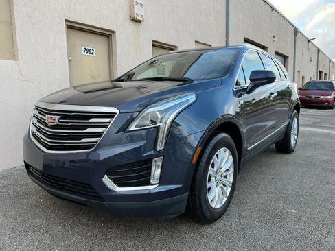 Used 2018 Cadillac XT5 FWD image 2