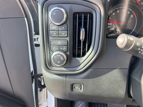 Used 2024 GMC Sierra 1500 Pro w/ X31 Off-Road Package image 19