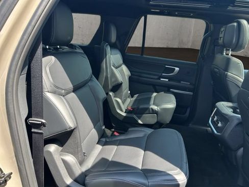 New 2027 Ford Expedition Max Platinum w/ Stealth Appearance Package AWD/4WD image 16