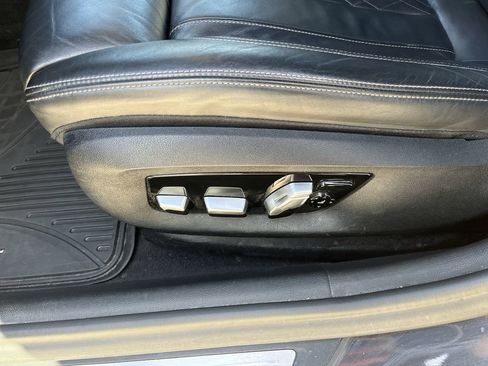 Used 2019 BMW 540i w/ M Sport Package image 15