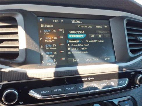 Used 2019 Hyundai Ioniq Plug-In Hybrid image 24