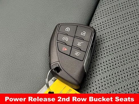 New 2026 GMC Yukon XL AT4 w/ AT4 Premium Package image 28