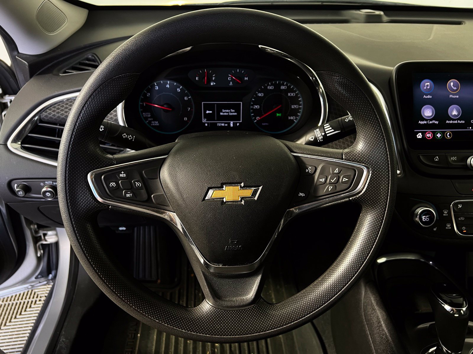 Used 2019 Chevrolet Malibu LT FWD image 9
