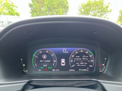 Used 2025 Honda Accord Sport image 19