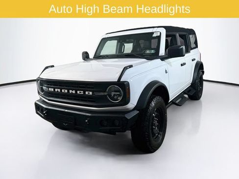 Certified 2023 Ford Bronco Black Diamond AWD/4WD image 3