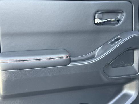 Certified 2024 Nissan Frontier PRO-4X w/ Pro Convenience Package image 12