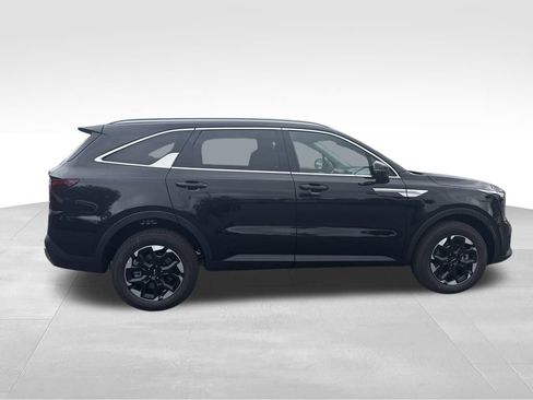 New 2026 Kia Sorento S image 8