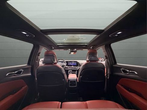 Certified 2024 Kia Sportage SX FWD image 18