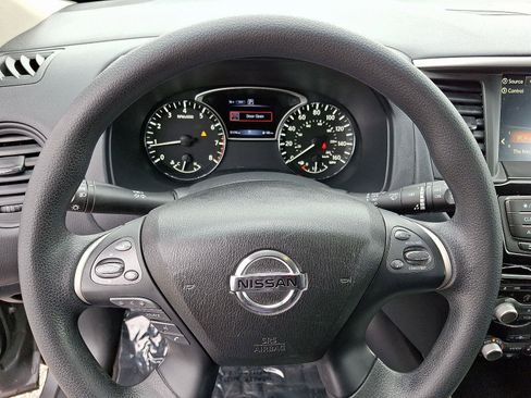 Used 2020 Nissan Pathfinder S image 20