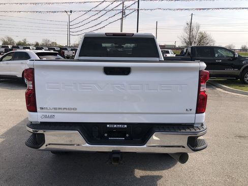 Used 2023 Chevrolet Silverado 2500 LT image 10