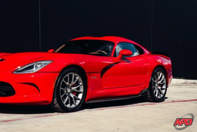 Used 2013 SRT Viper GTS w/ GTS Laguna Interior Pkg RWD image 81