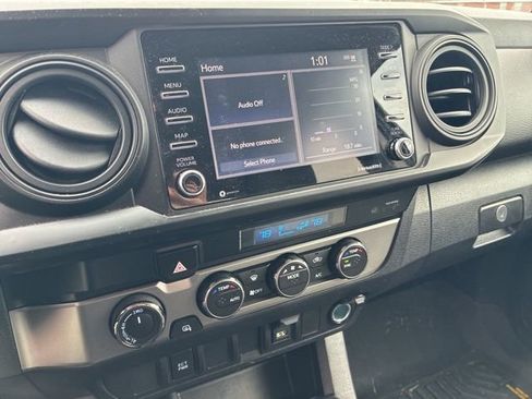Used 2022 Toyota Tacoma SR image 14