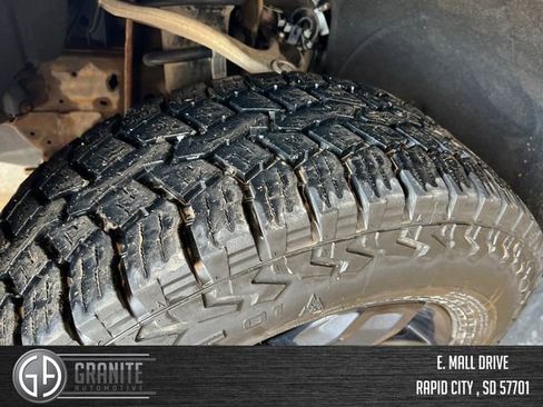 Used 2020 Chevrolet Silverado 1500 Custom Trail Boss w/ Custom Convenience Package AWD/4WD image 30