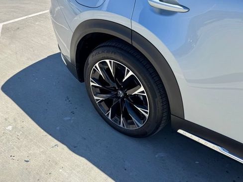 Certified 2024 MAZDA CX-90 Plug-In Hybrid w/ Premium Plus AWD/4WD image 29