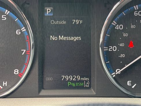 Used 2017 Toyota RAV4 Platinum w/ All Weather Liner Package AWD/4WD image 24