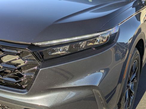 Used 2025 Honda CR-V Sport-L image 10