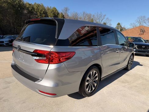 Used 2024 Honda Odyssey EX-L image 18