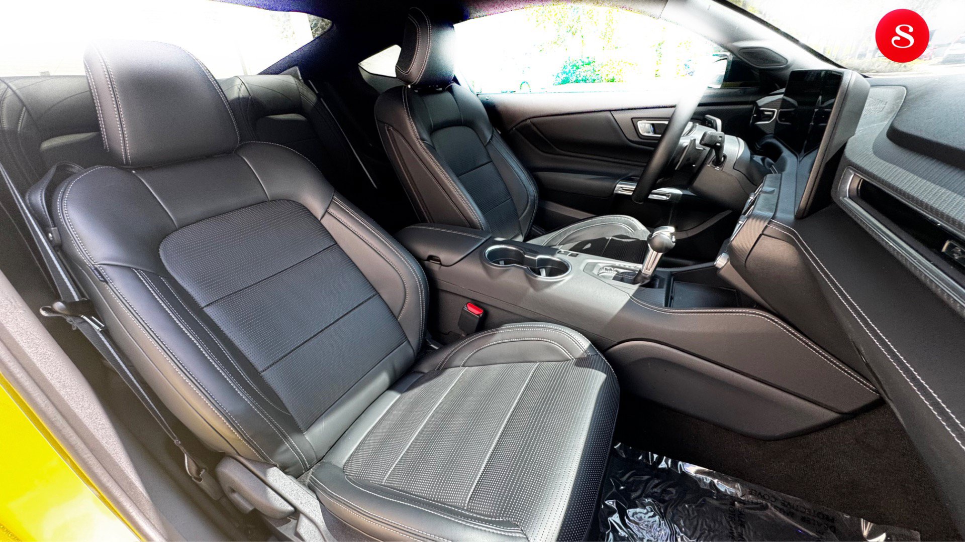 Used 2025 Ford Mustang GT Premium RWD image 18