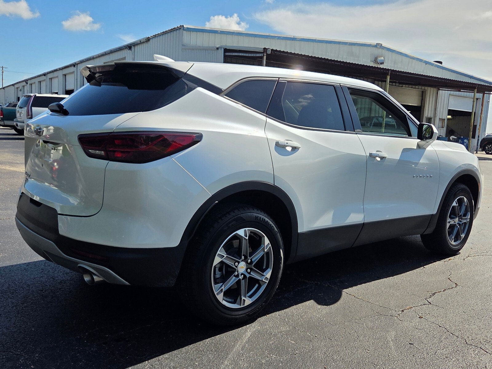 Used 2023 Chevrolet Blazer LT w/ Driver Confidence Package FWD image 5