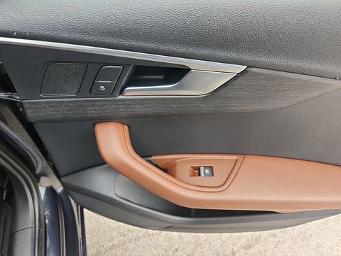 Used 2017 Audi A4 2.0T Premium w/ Convenience Package image 31