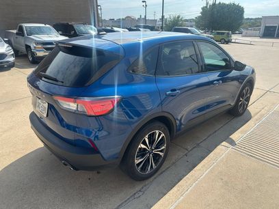 Used 2022 Ford Escape SE w/ SE Sport Appearance Package