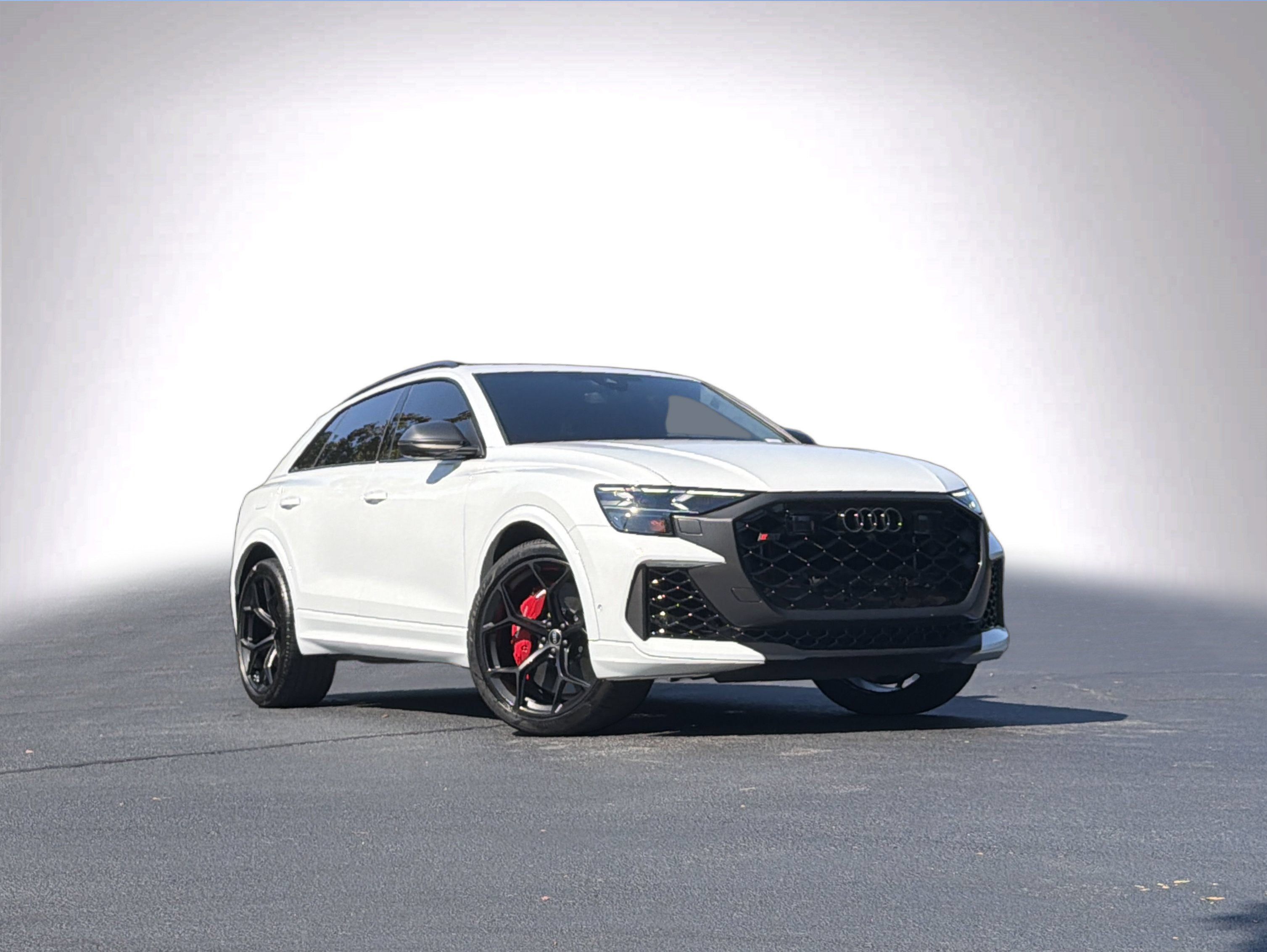 Used 2026 Audi RS Q8 performance AWD/4WD image 2