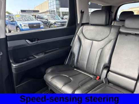 Used 2022 Hyundai Palisade SEL w/ 8P Bench Seat Package AWD/4WD image 13