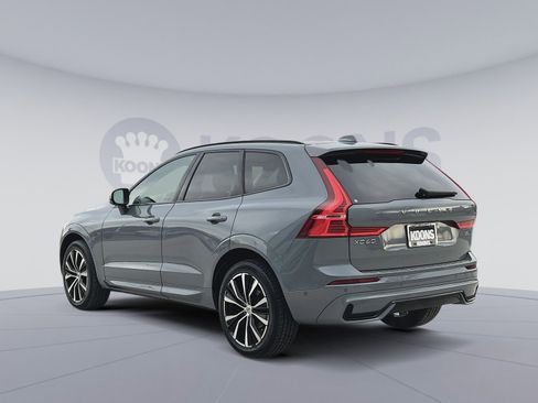 Used 2023 Volvo XC60 B5 Plus w/ Climate Package image 4